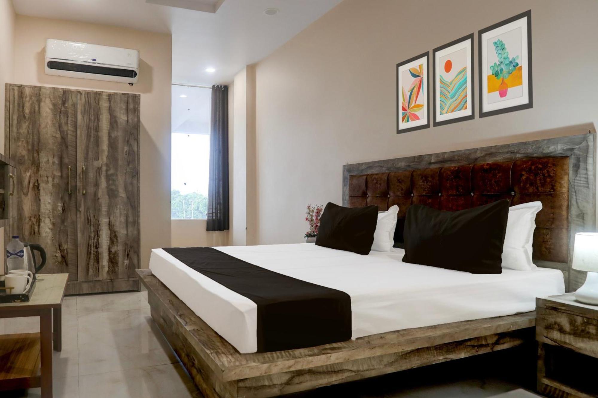 Hotel O Rana Hotel & Restaurant Meerut Εξωτερικό φωτογραφία