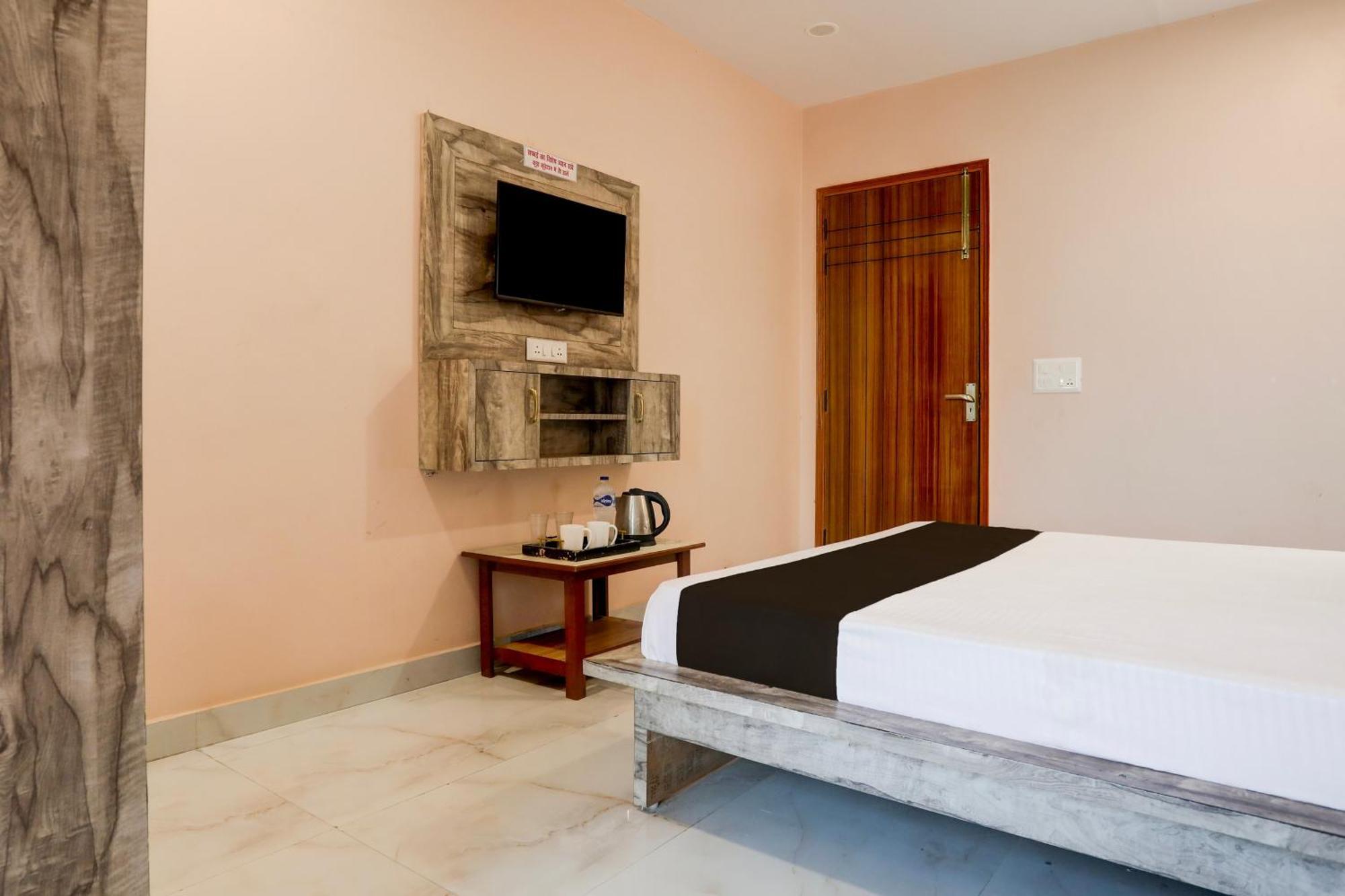 Hotel O Rana Hotel & Restaurant Meerut Εξωτερικό φωτογραφία